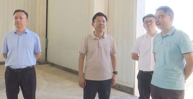 何朝辉走访调研园区企业