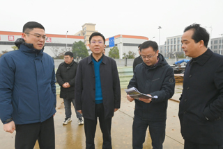 何朝辉调度常德高新区产业项目建设